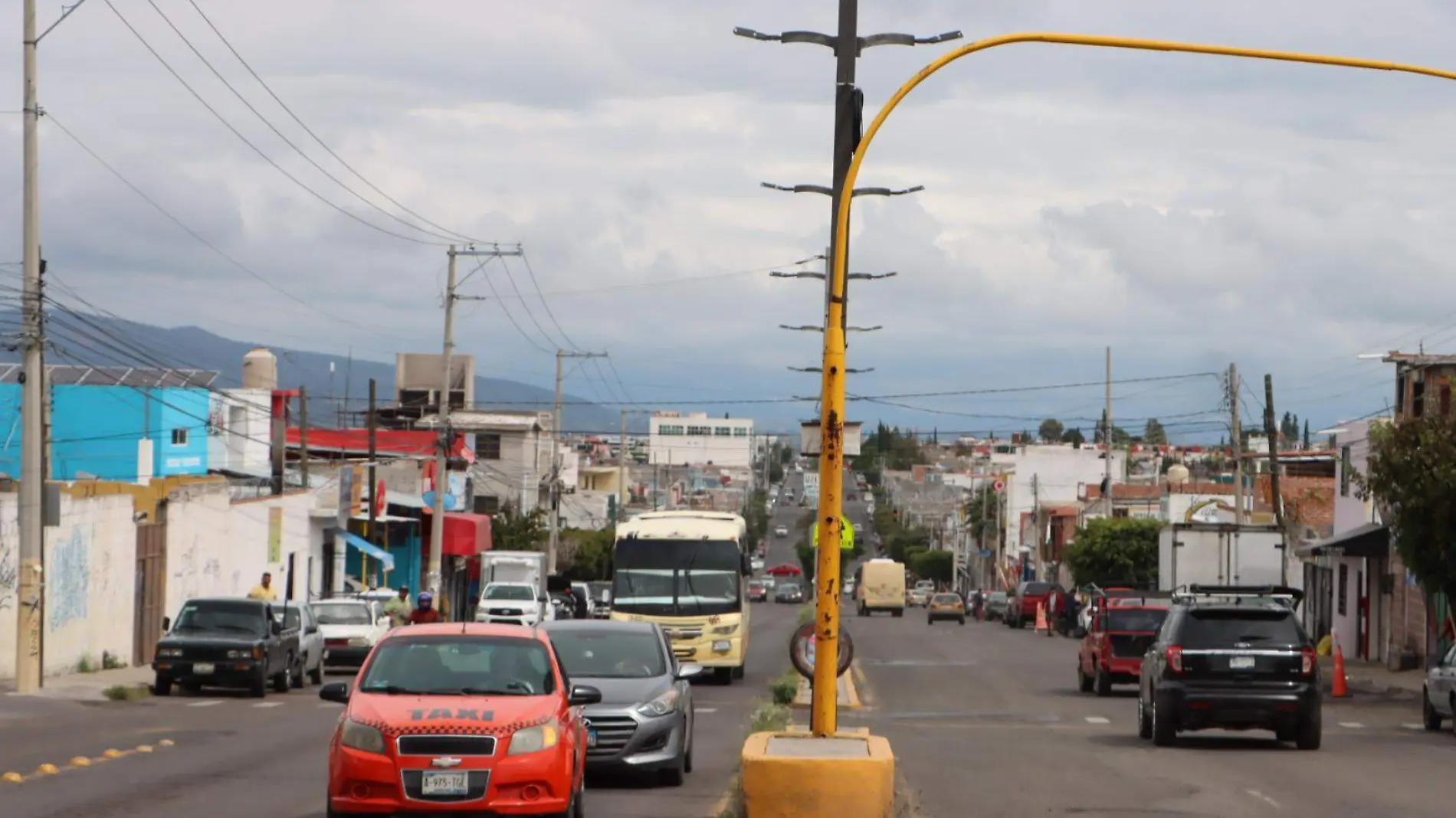 SJR Los costos en servicio